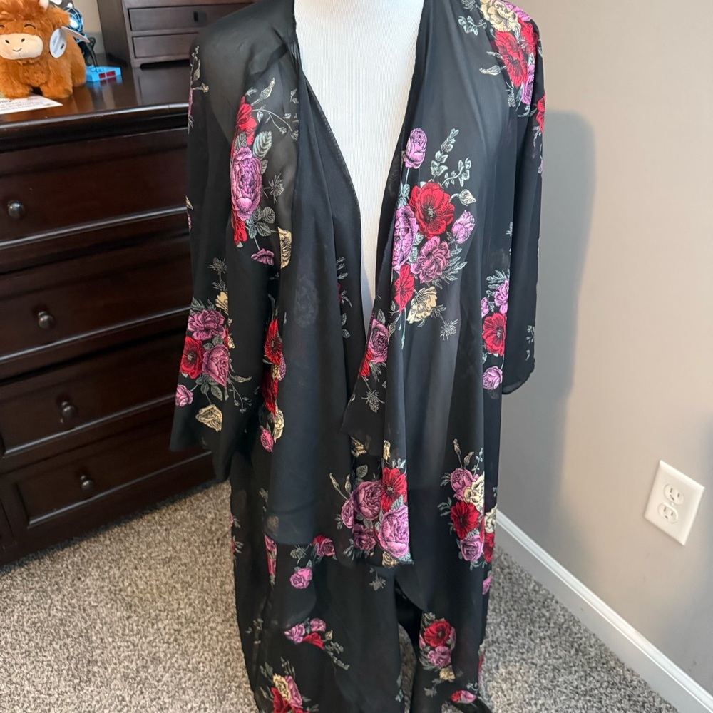 LuLaRoe Black Floral Robe